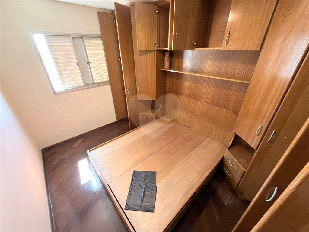 Apartamento de 69 m² com 3 quartos e 1 vaga, estrategicamente localizado próximo ao comércio local e à Av. Brás Leme