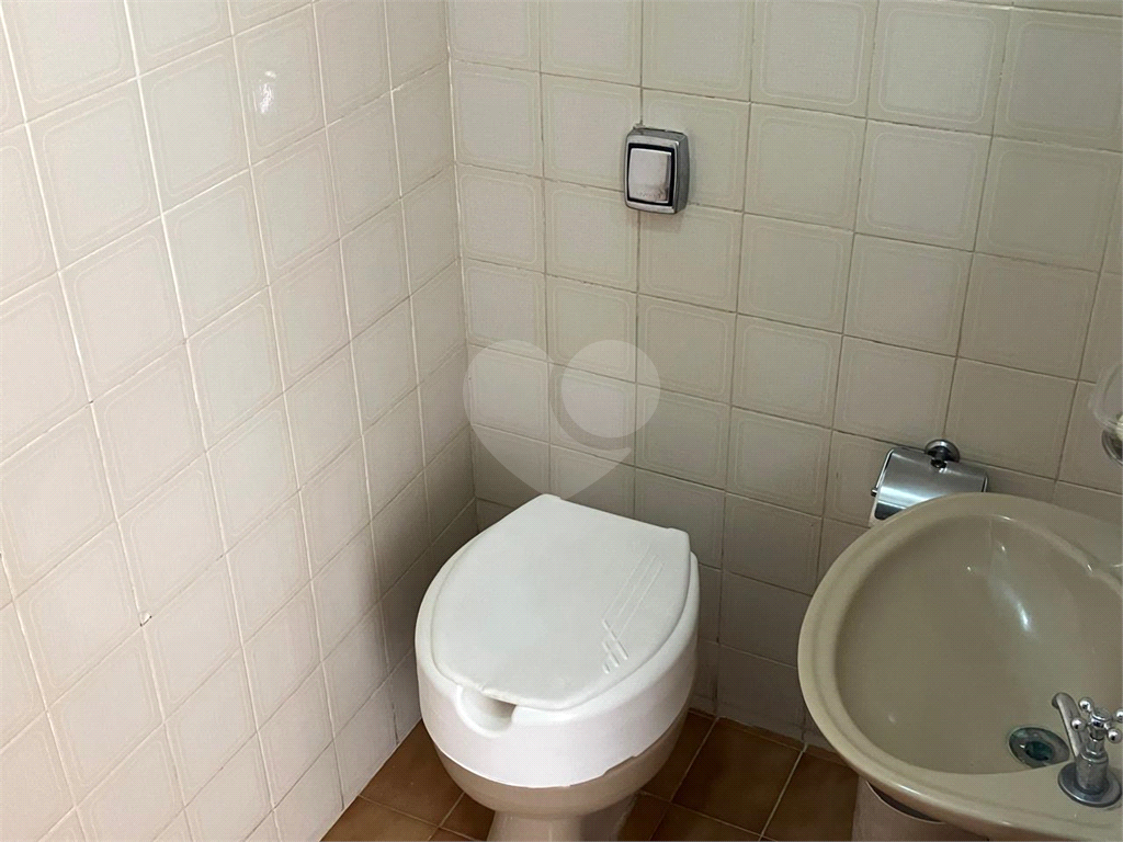 SOBRADO 3 QUARTOS 5 VAGAS DE GARAGEM PARADA INGLESA - ZN