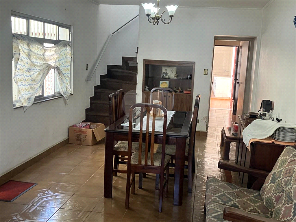 SOBRADO 3 QUARTOS 5 VAGAS DE GARAGEM PARADA INGLESA - ZN