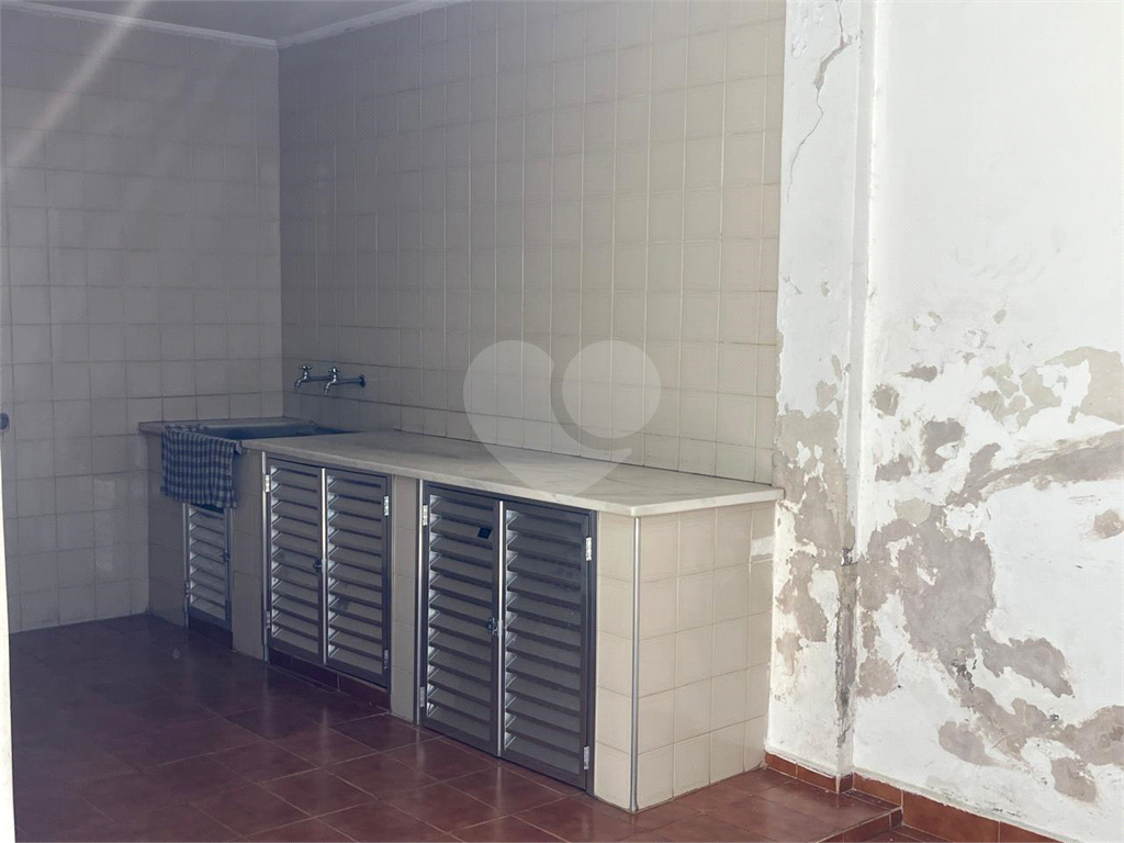 SOBRADO 3 QUARTOS 5 VAGAS DE GARAGEM PARADA INGLESA - ZN