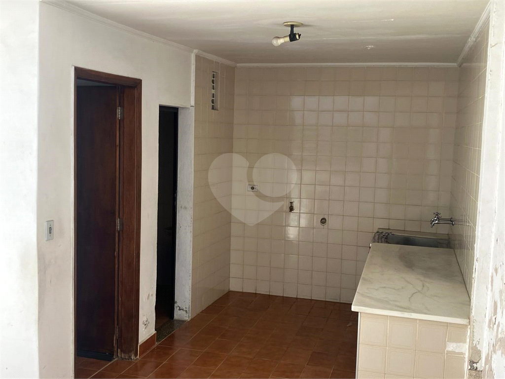 SOBRADO 3 QUARTOS 5 VAGAS DE GARAGEM PARADA INGLESA - ZN