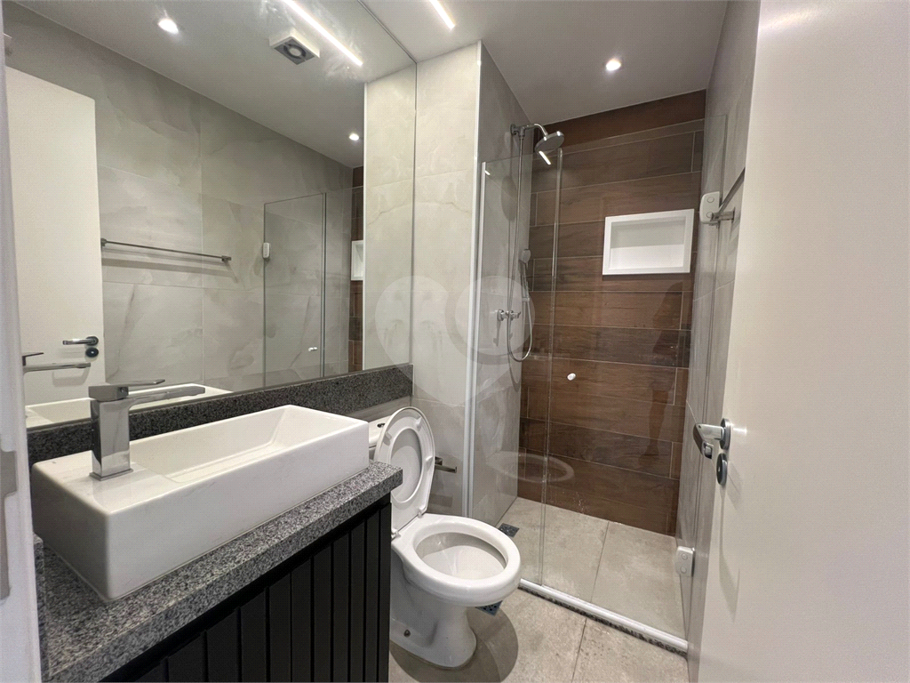 Duplex para venda e locação no Tatuapé