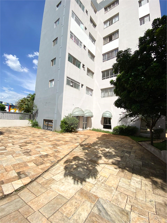 Apartamento para venda na Vila Gustavo  com 2 dormitórios