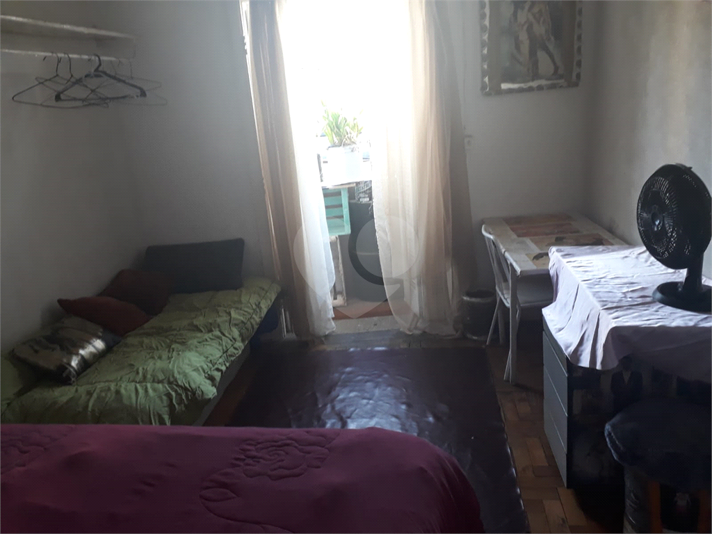 Apartamento - Bela Vista - 2 Quartos / Dormitórios - Venda / Compra