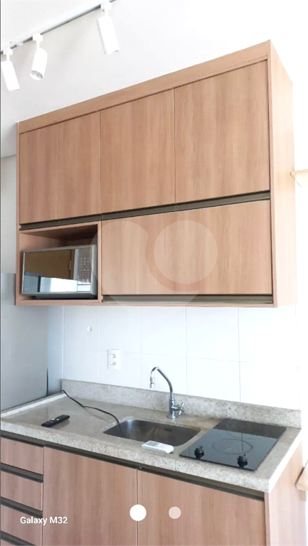 APARTAMENTO em CENTRO