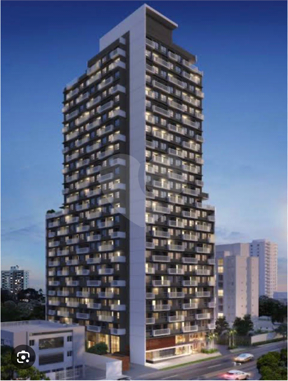 APARTAMENTO em CENTRO