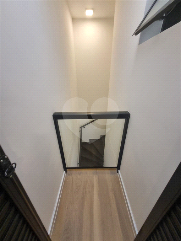 Sobrado à venda na Vila Paiva – Zona Norte | São Paulo
Sobrado novo | 105 m² | 3 dormitórios | 2 vagas | Área gourmet