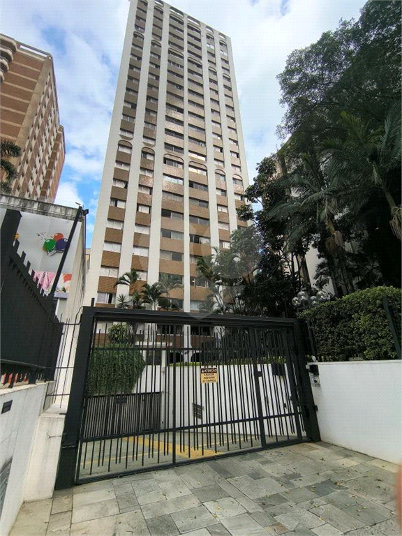 Apartamento para locação com 170 m² 3 dormitórios 1 suite 2 vagas fixas em Perdizes