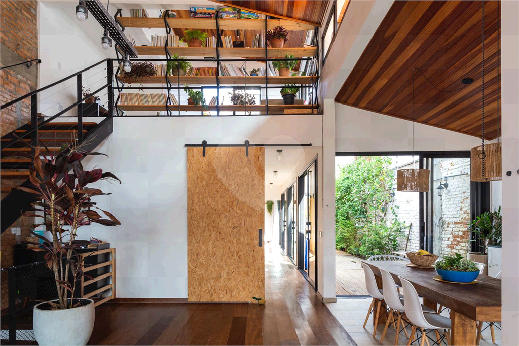 Casa, 3 quartos, 234 m² - Foto 12