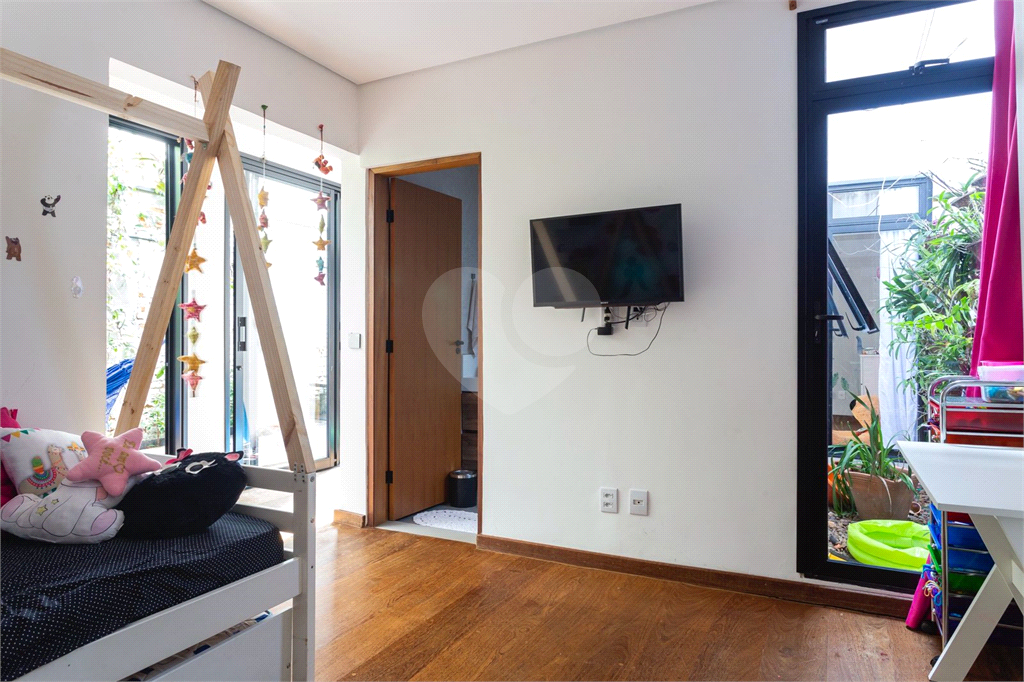 Casa, 3 quartos, 234 m² - Foto 25