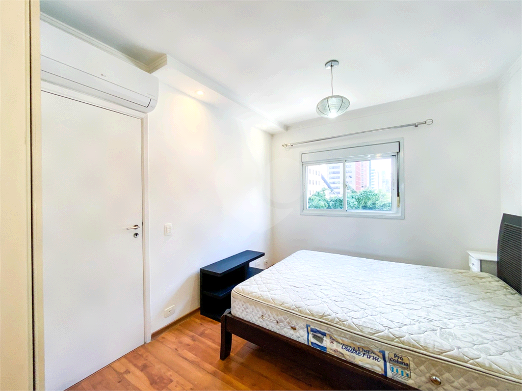 Locação ou venda na  Vila Olimpia.