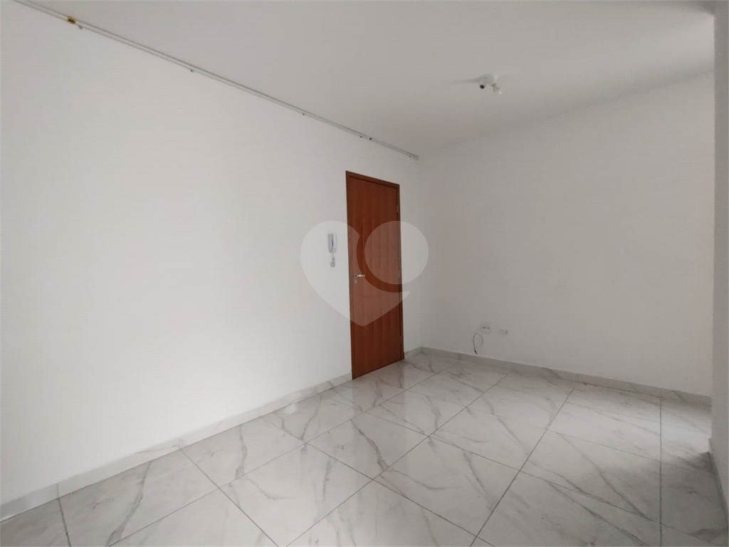 Apartamento Térreo com Quintais na Vila Gustavo | Preço de Oportunidade