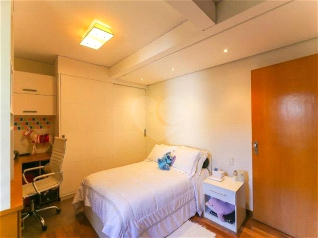 Casa de alto padrão no Morumbi – segurança, luz natural e elegância em um refúgio urbano exclusivo.