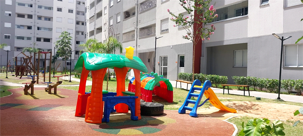 APARTAMENTO em VILA GUILHERME