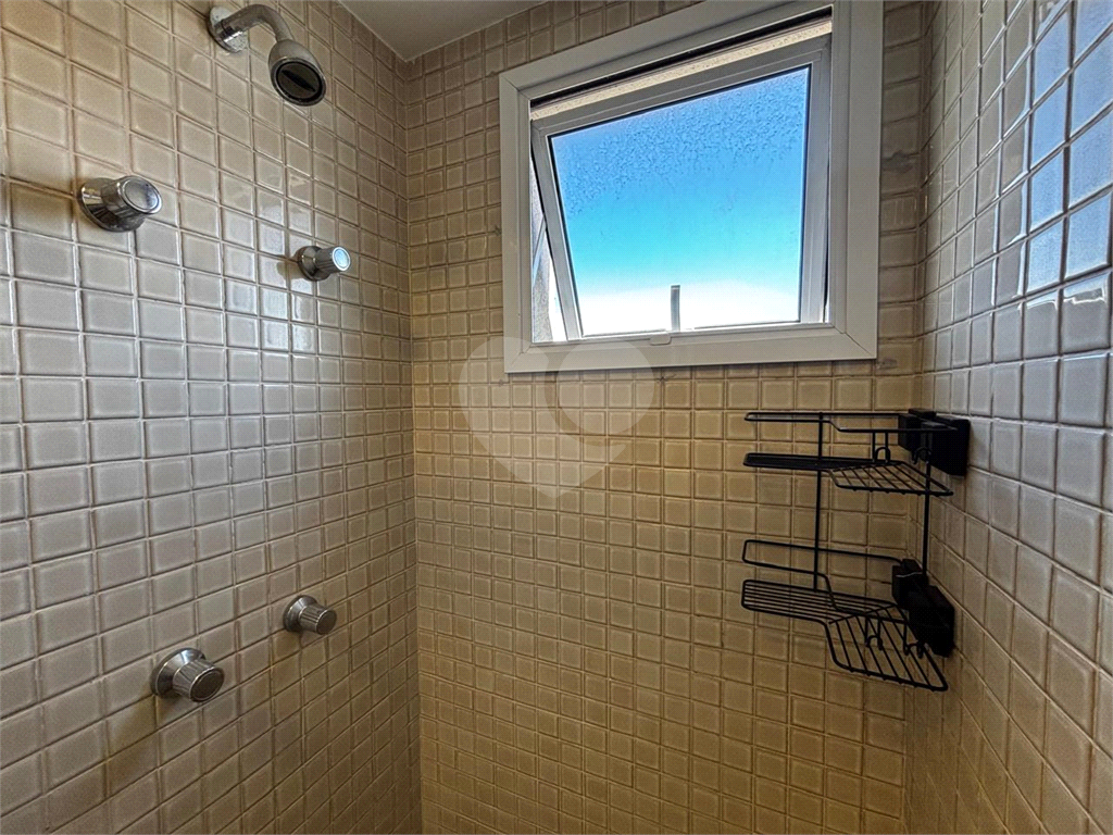 Apartamento ensolarado com 2 dormitórios, suíte e vaga fixa na Vila Madalena