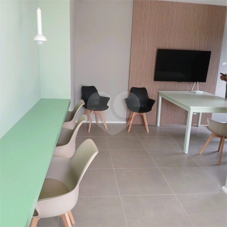 Apartamento para venda 35 m² 2 dormitórios na Cachoeirinha