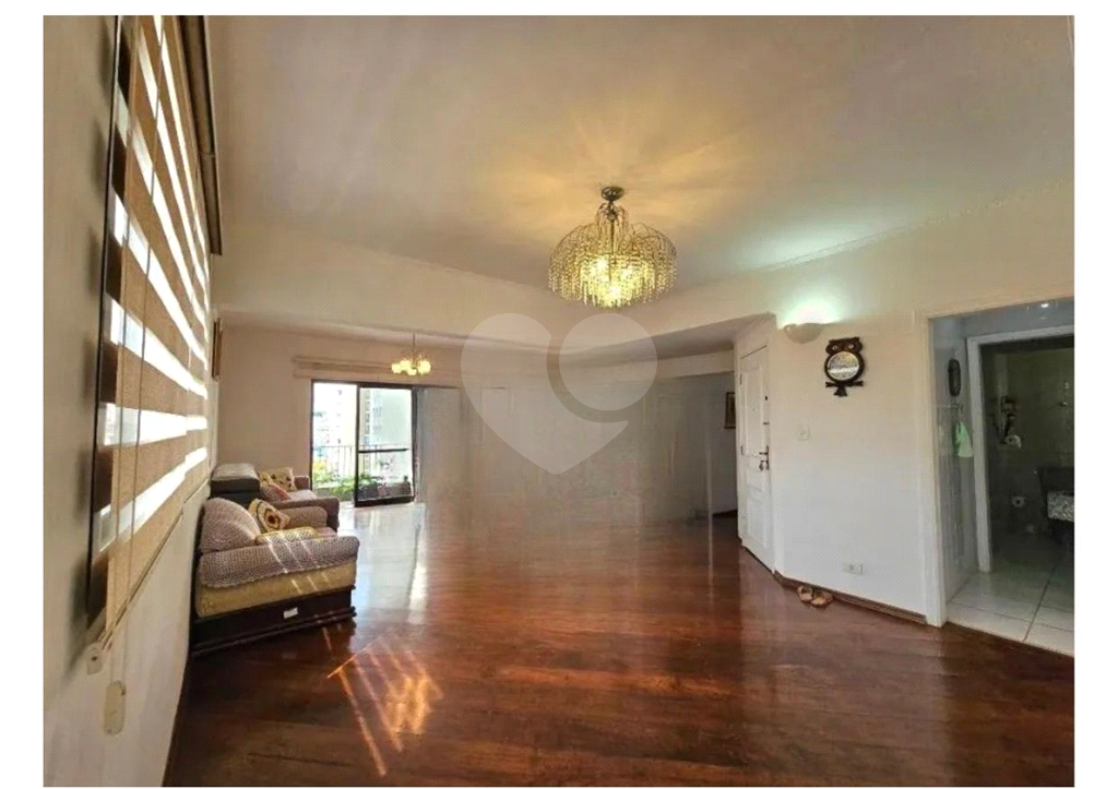 Apartamento á venda na Santa Teresinha