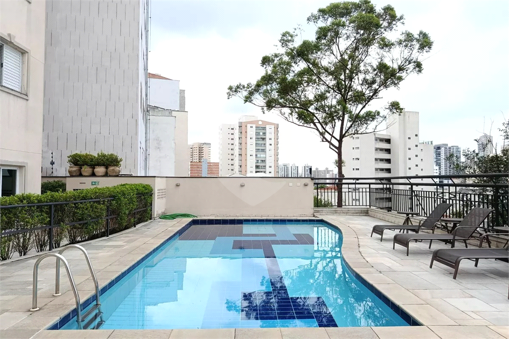 Apartamento para alugar com 130m², 3 quartos e 3 vagas