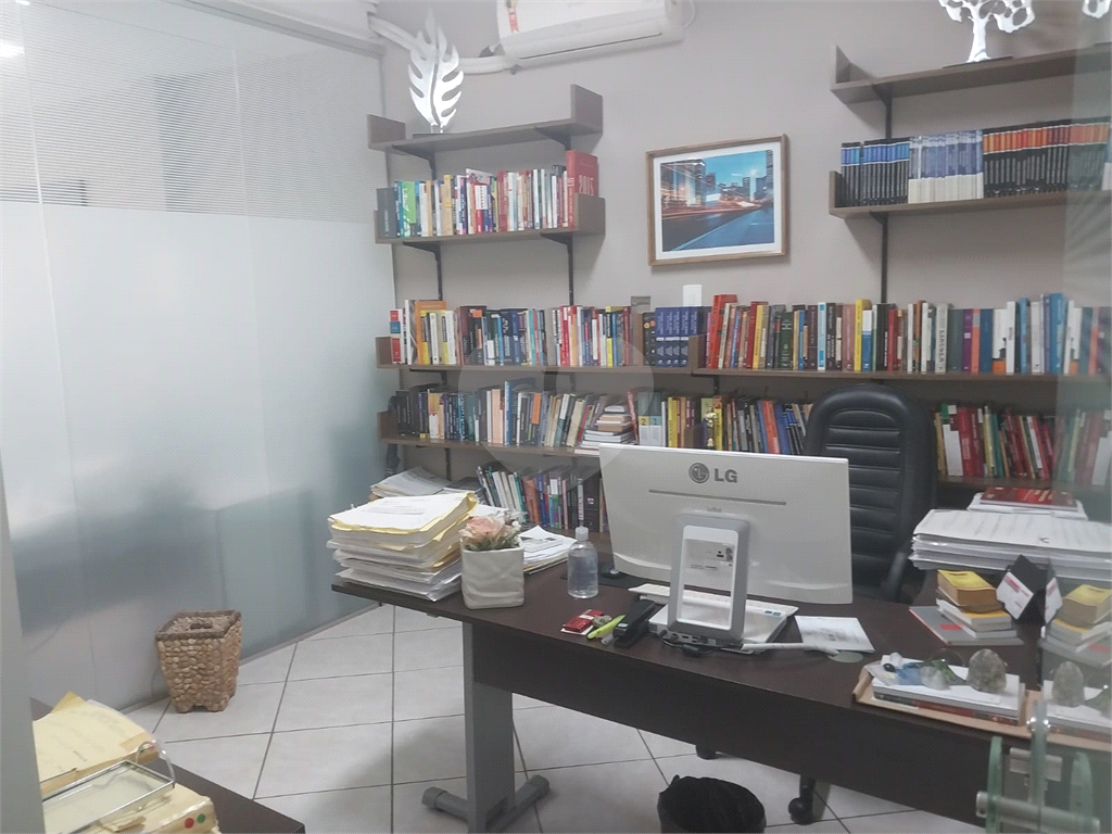 OPORTUNIDADE!!!Conjunto Comercial com 160 m² no Centro de SP