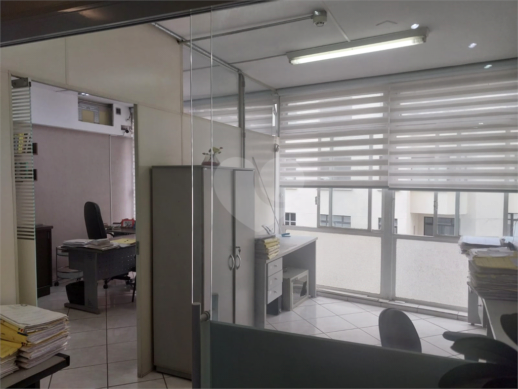 OPORTUNIDADE!!!Conjunto Comercial com 100 m² reformado no Centro SP