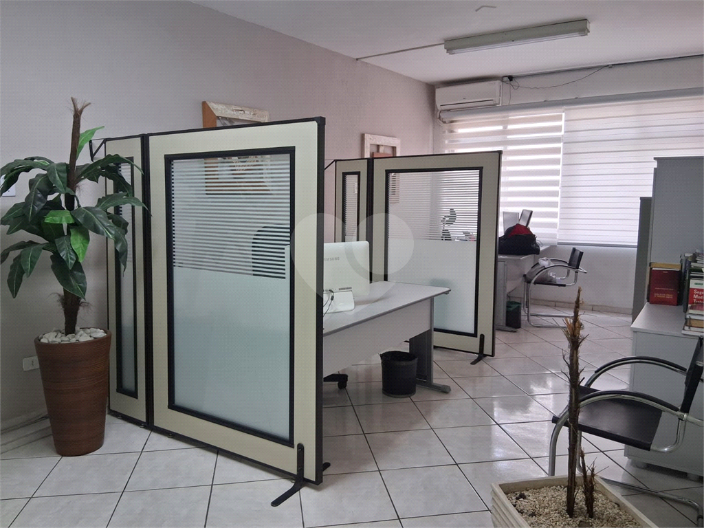 OPORTUNIDADE!!!Conjunto Comercial com 100 m² reformado no Centro SP