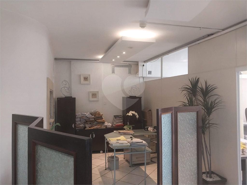 OPORTUNIDADE!!!Conjunto Comercial com 100 m² reformado no Centro SP