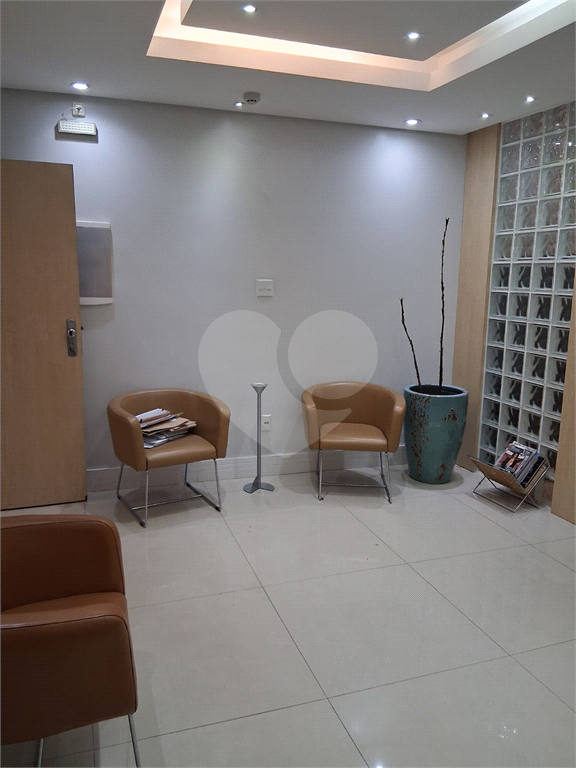 OPORTUNIDADE!!!Conjunto Comercial com 100 m² reformado no Centro SP