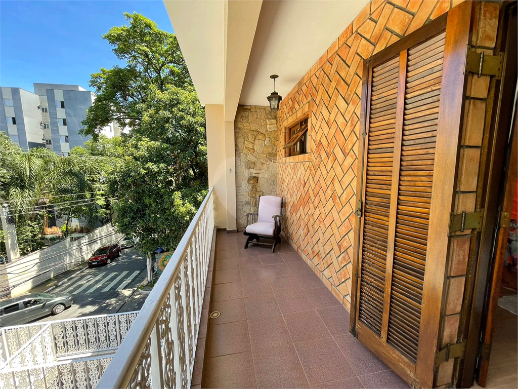 Sobrado a venda na Freguesia do Ó, 379m2, 3 dormitórios, 2 suites e 5 vagas de garagem!