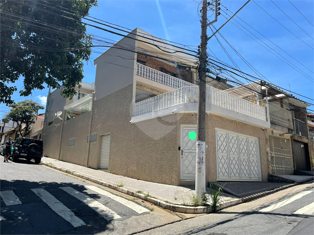 Sobrado a venda na Freguesia do Ó, 379m2, 3 dormitórios, 2 suites e 5 vagas de garagem!