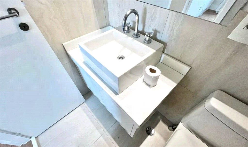 APARTAMENTO em CASA VERDE