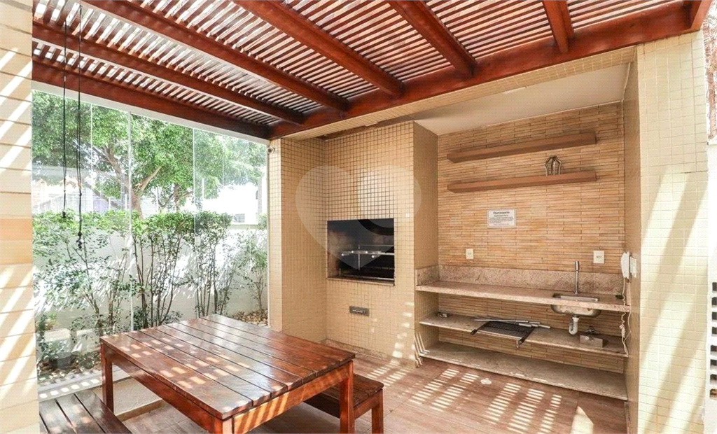 APARTAMENTO em CASA VERDE