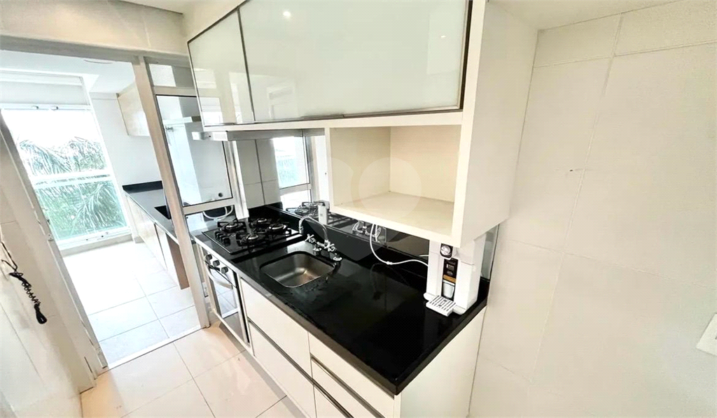 APARTAMENTO em CASA VERDE