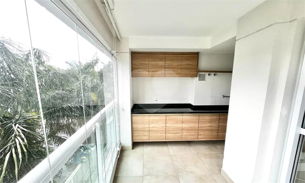 APARTAMENTO em CASA VERDE