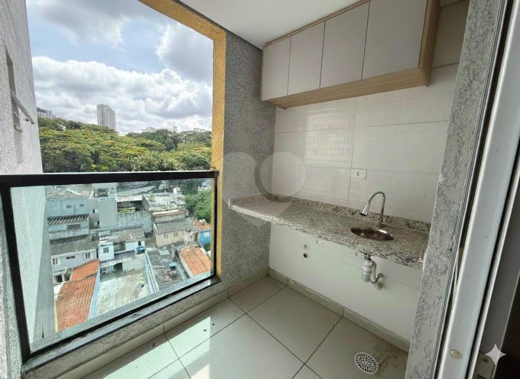 Apartamento Studio à Venda no Imirim – 32 m² com Varanda