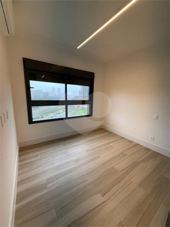 APTO NOVO DE ALTO PADRÃO PARQUE GLOBAL - 265 M2