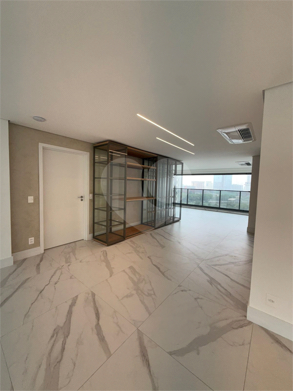 APTO NOVO DE ALTO PADRÃO PARQUE GLOBAL - 265 M2