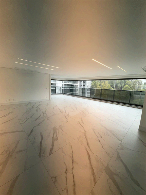 APTO NOVO DE ALTO PADRÃO PARQUE GLOBAL - 265 M2