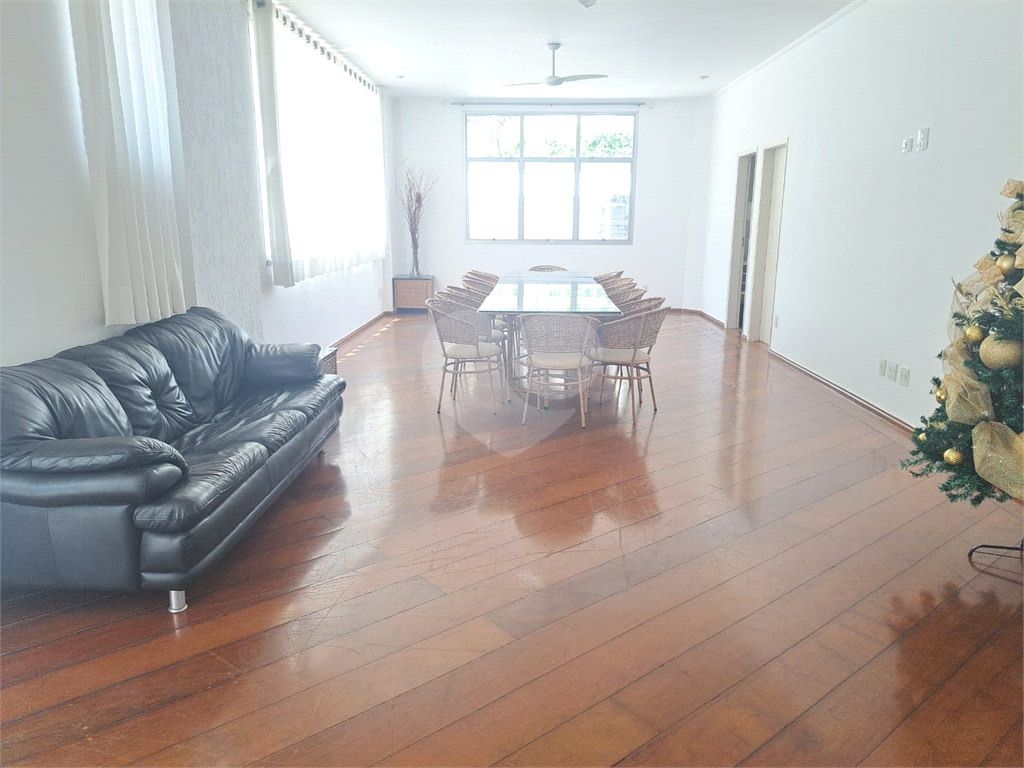 Apartamento à Venda | 95 m² | 3 dormitórios | 1 suíte | 2 vagas na Brás Leme | Santana
