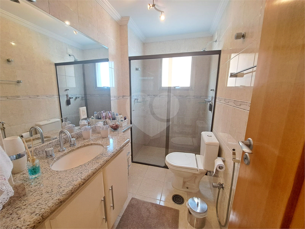 Apartamento à Venda | 95 m² | 3 dormitórios | 1 suíte | 2 vagas na Brás Leme | Santana