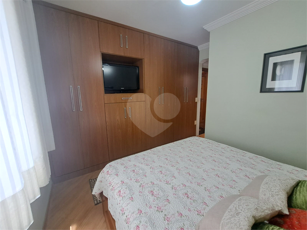 Apartamento à Venda | 95 m² | 3 dormitórios | 1 suíte | 2 vagas na Brás Leme | Santana