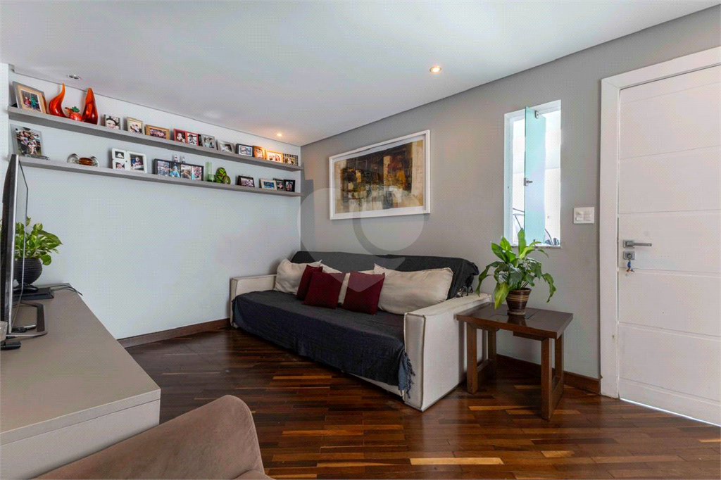 OPORTUNIDADE NA MOOCA] Sobrado Impecável em Condomínio Fechado!