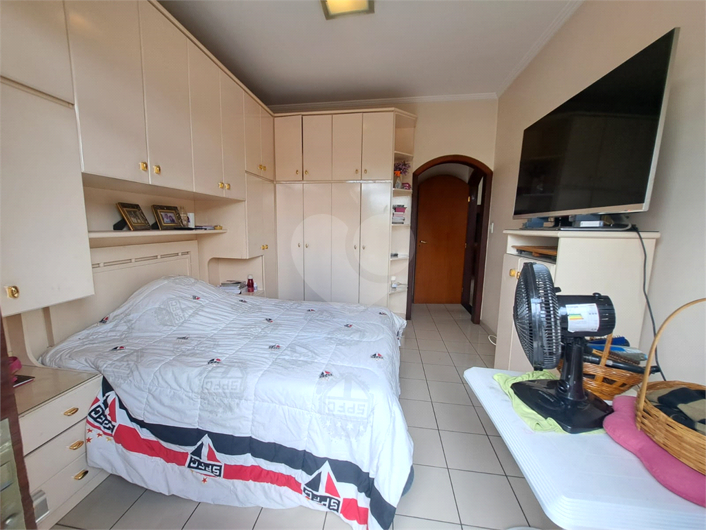 Sobrado à Venda | 400 m² | 6 Dorms | 2 Suítes | 7 Vagas | Vila Sabrina