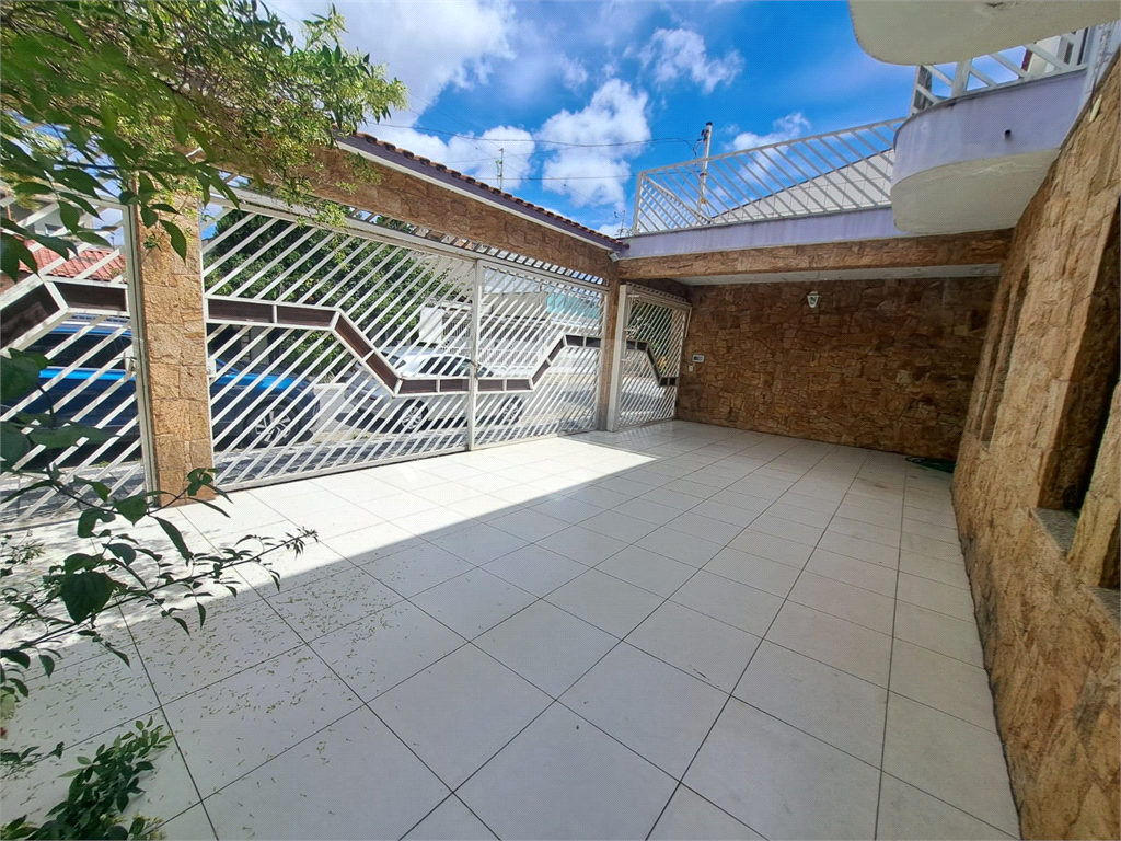 Sobrado à Venda | 400 m² | 6 Dorms | 2 Suítes | 7 Vagas | Vila Sabrina