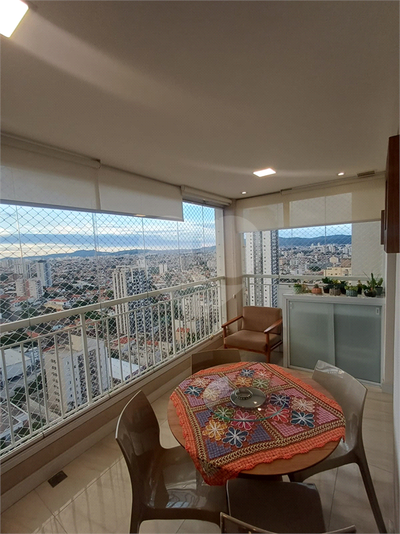 APARTAMENTO em SANTANA