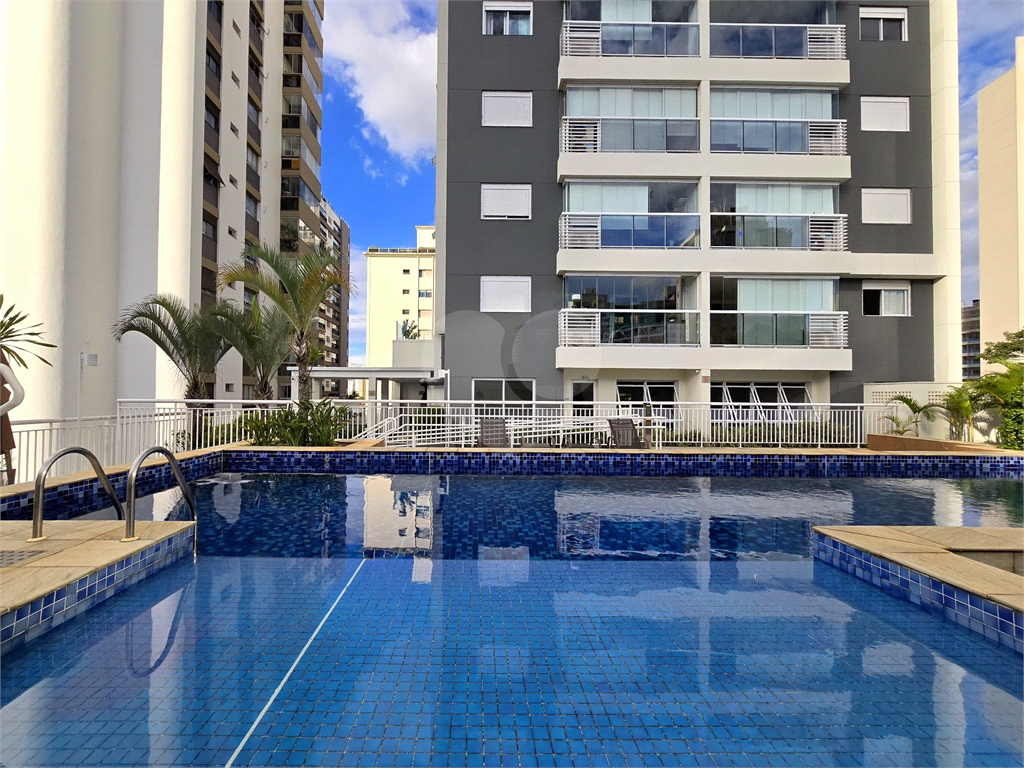 Campo Belo Reformado 2 Vagas 2 Quartos Varanda Andar Alto Pronto Para Morar