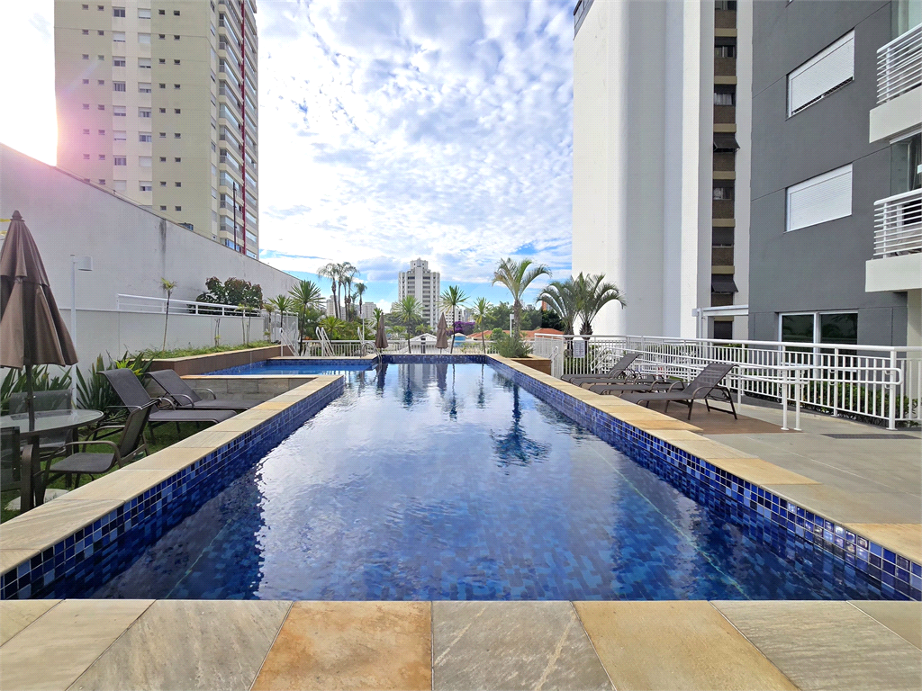 Campo Belo Reformado 2 Vagas 2 Quartos Varanda Andar Alto Pronto Para Morar