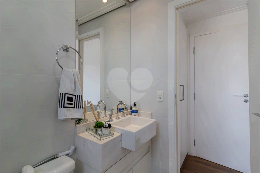 APARTAMENTO IPIRANGA COM  4 SUÍTES E 3 VAGAS REFORMADO!