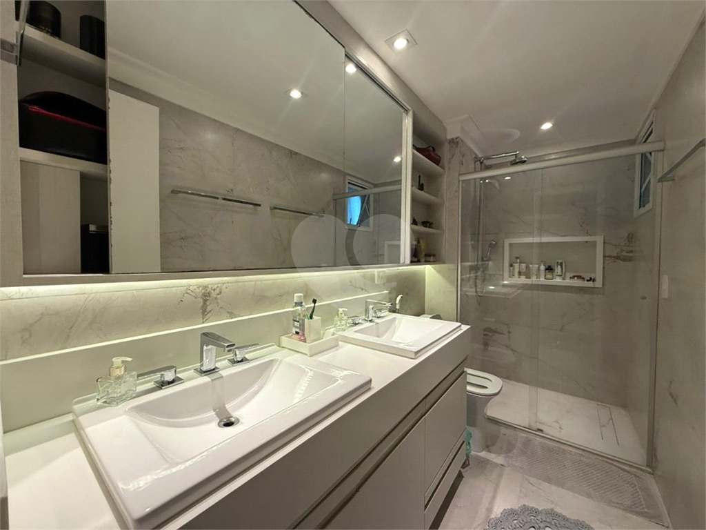 Apartamento Alto Padrão com 3 Suítes e Varanda Gourmet no Residencial Lavie Santana