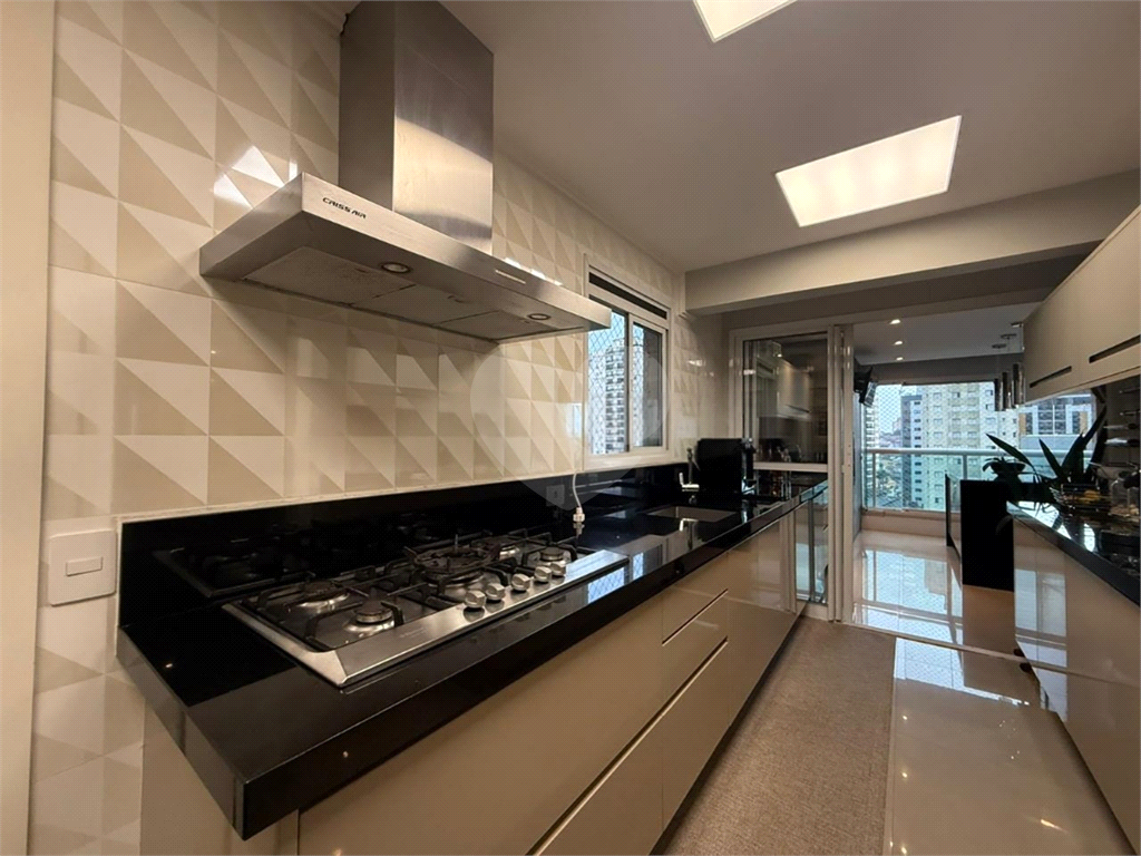 Apartamento Alto Padrão com 3 Suítes e Varanda Gourmet no Residencial Lavie Santana