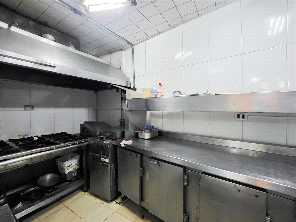 Loja / Salão Comercial / Restaurante - Santo Amaro - Vão Livre - Venda / Compra